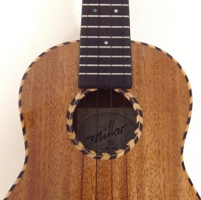 入門セット】 Matildaセミカッタウェイのコンサートウクレレ【UK専門店